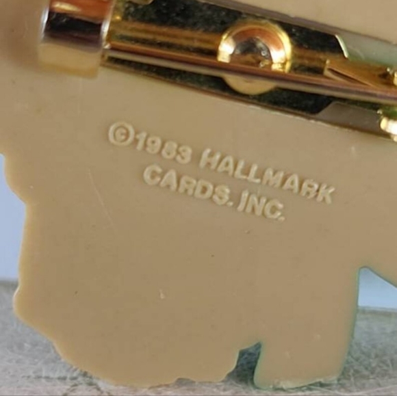 Hallmark Cards Inc. Three Leaf Clover Mouse Brooch - Picture 7 of 10